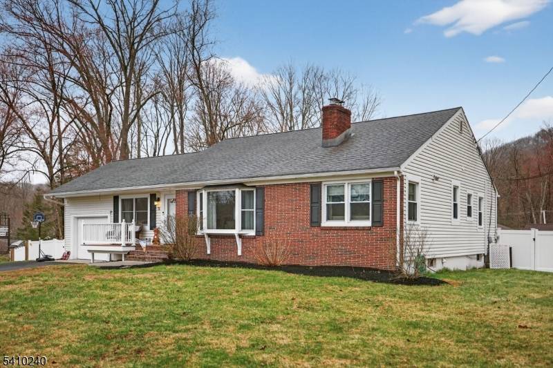 5 Birch Rd, Byram Twp., NJ 07821