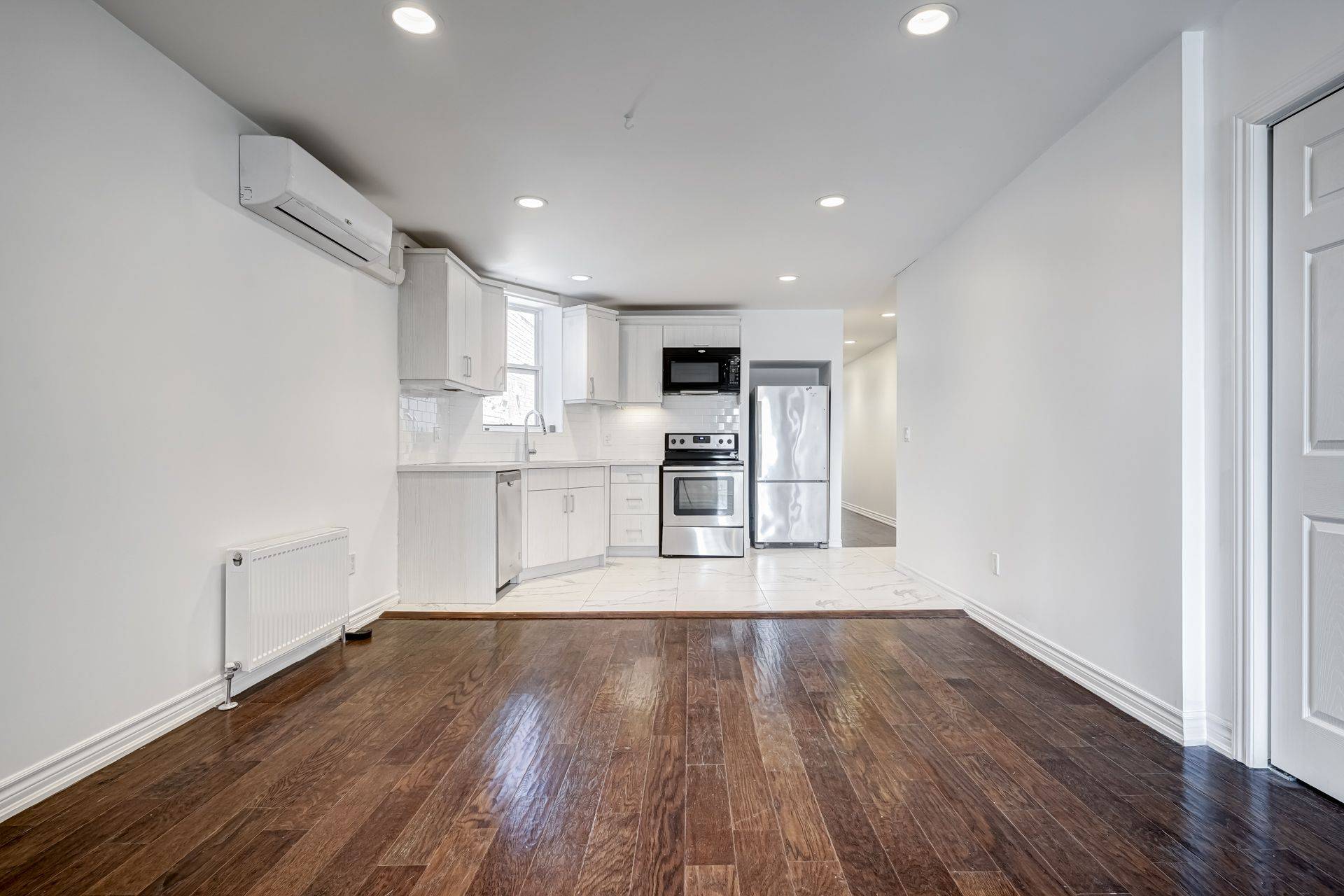 1116 College ST #3rd Lvl, Toronto C01, ON M6H 1B5