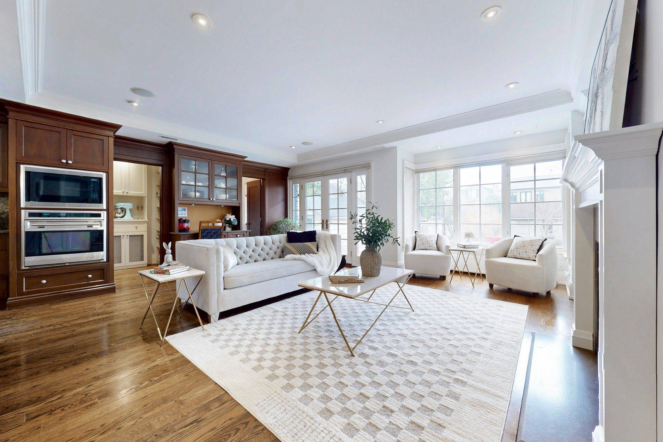 177 Glengrove AVE W, Toronto C04, ON M4R 1P4