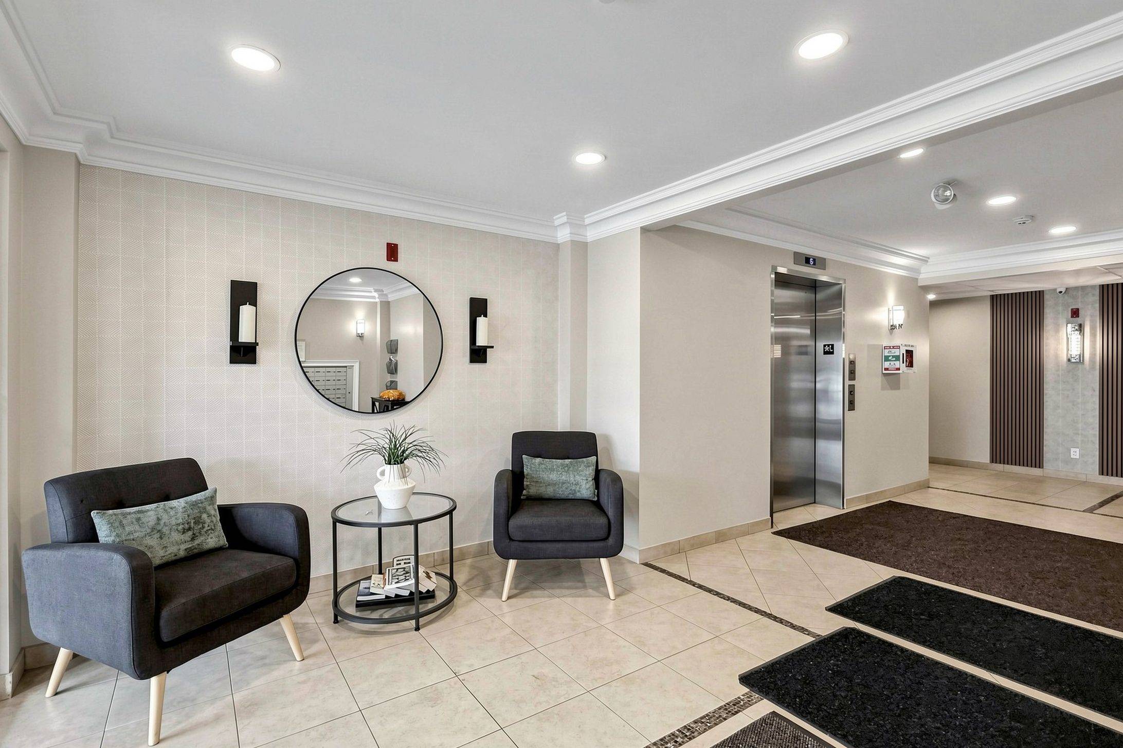 1379 Costigan RD #108, Milton, ON L9T 2K6