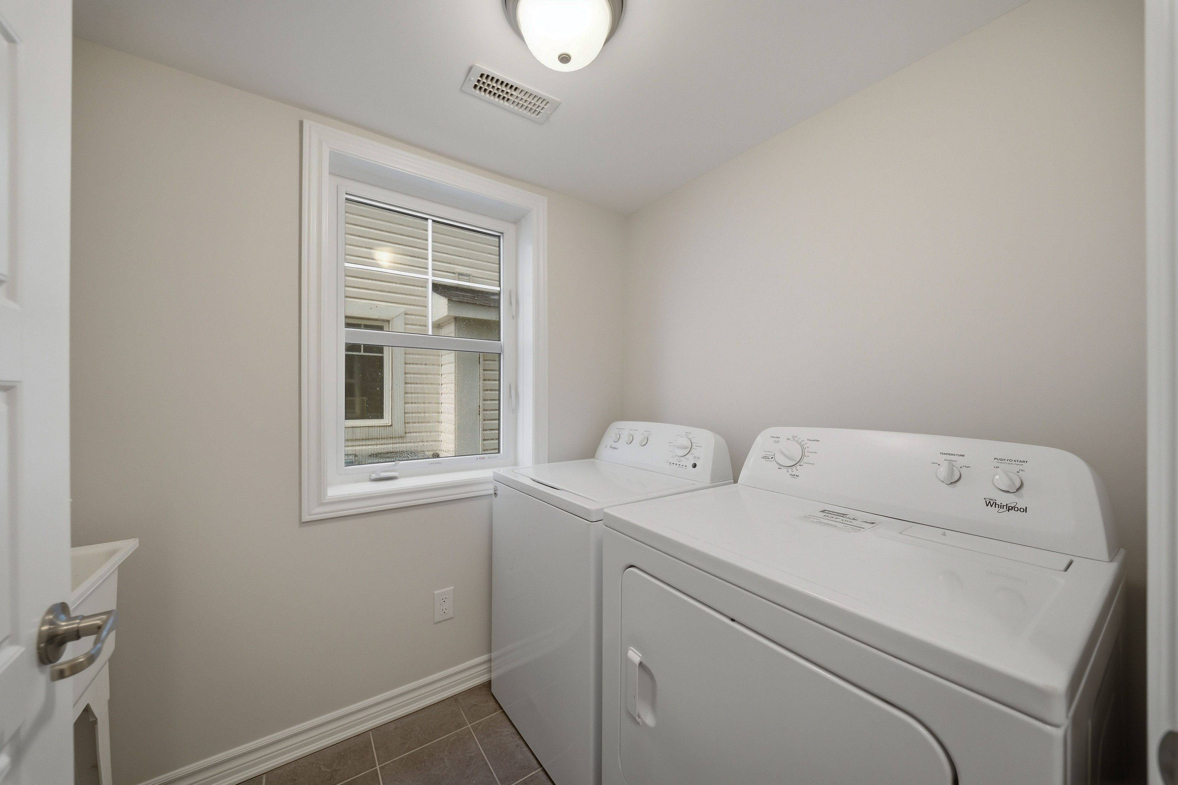 359 Sweetfern CRES, Orleans - Cumberland And Area, ON K4A 1A5