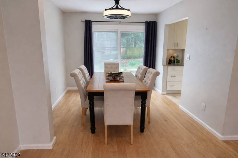 3 Spalding Dr, Livingston Twp., NJ 07039