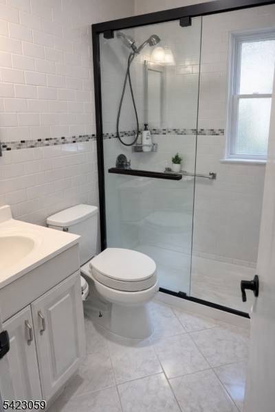 3 Spalding Dr, Livingston Twp., NJ 07039