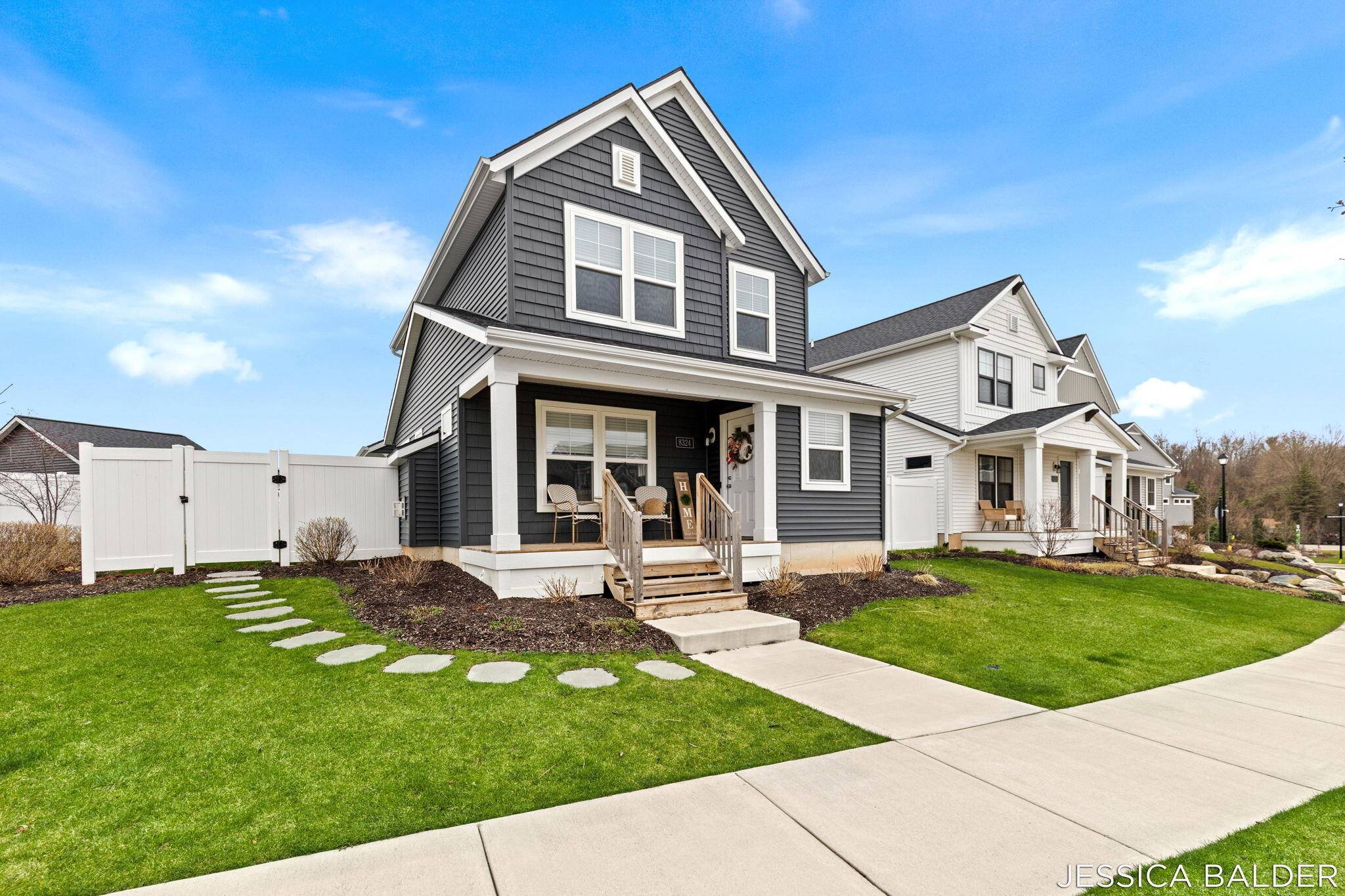 8324 Cooks Corner DR SE, Gaines Twp, MI 49315