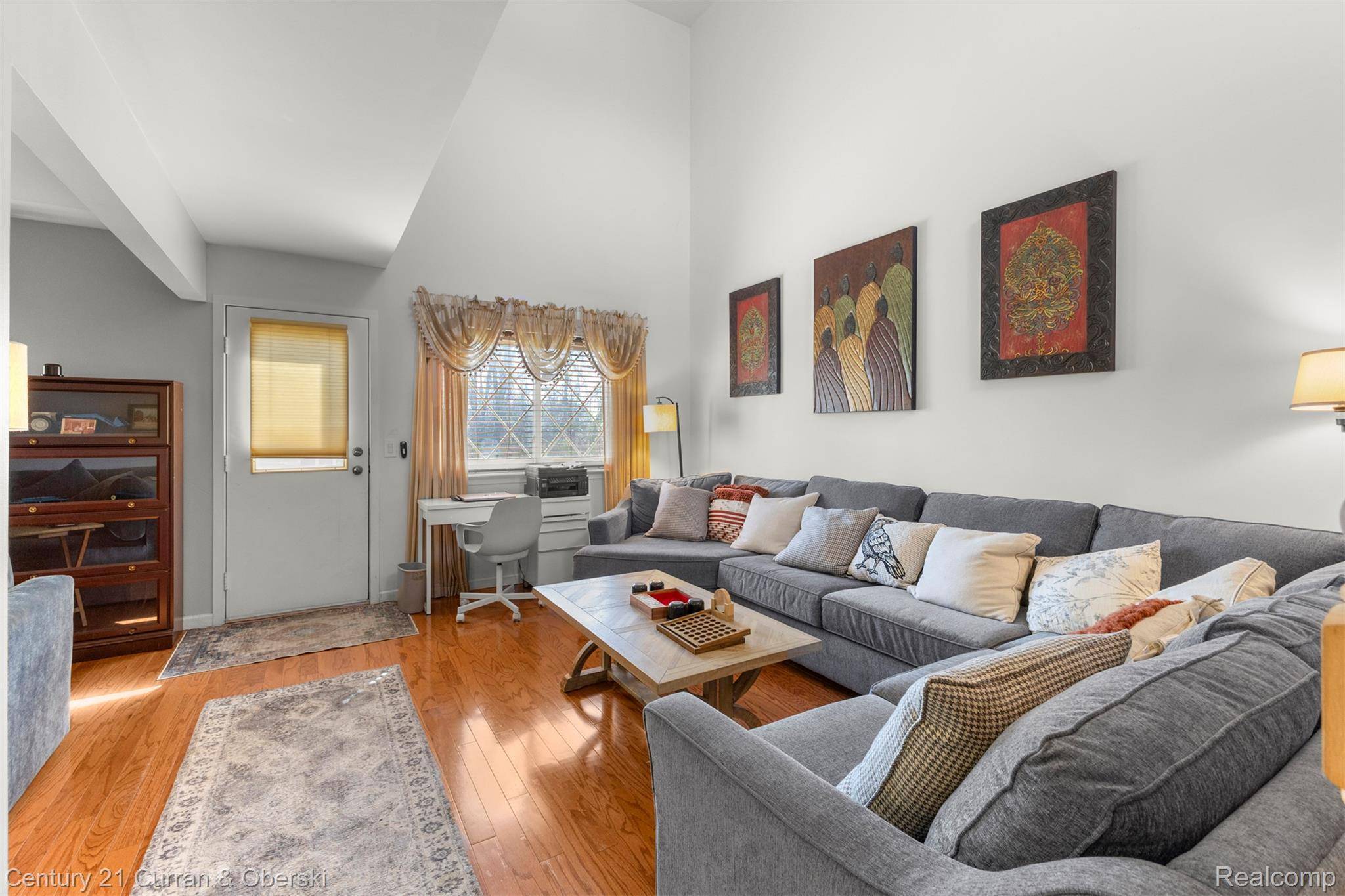 3756 Heritage Pkwy, Dearborn, MI 48124