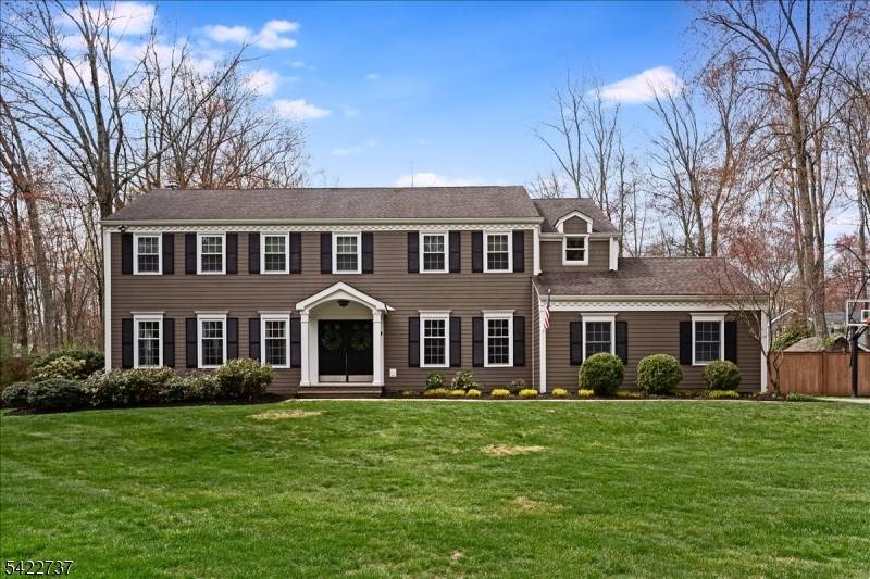 42 Dean Rd, Mendham Boro, NJ 07945
