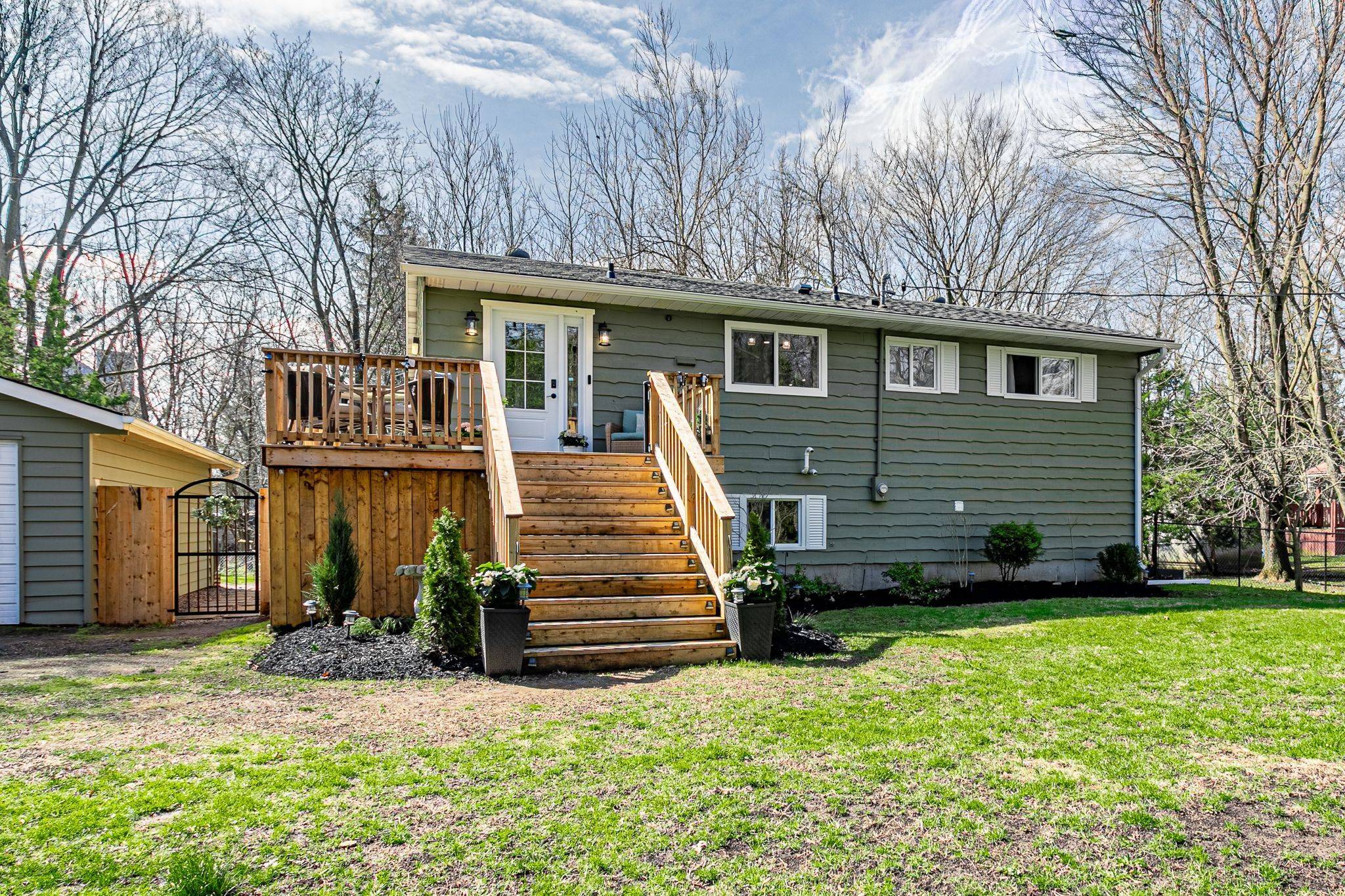 23 Dover ST, Blandford-blenheim, ON N0J 1G0