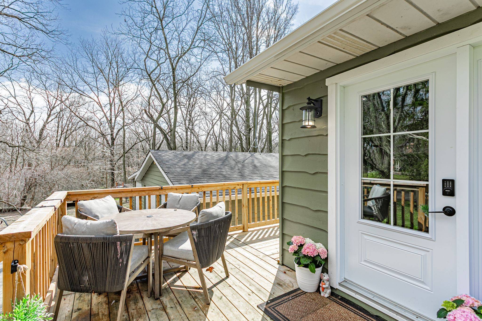 23 Dover ST, Blandford-blenheim, ON N0J 1G0