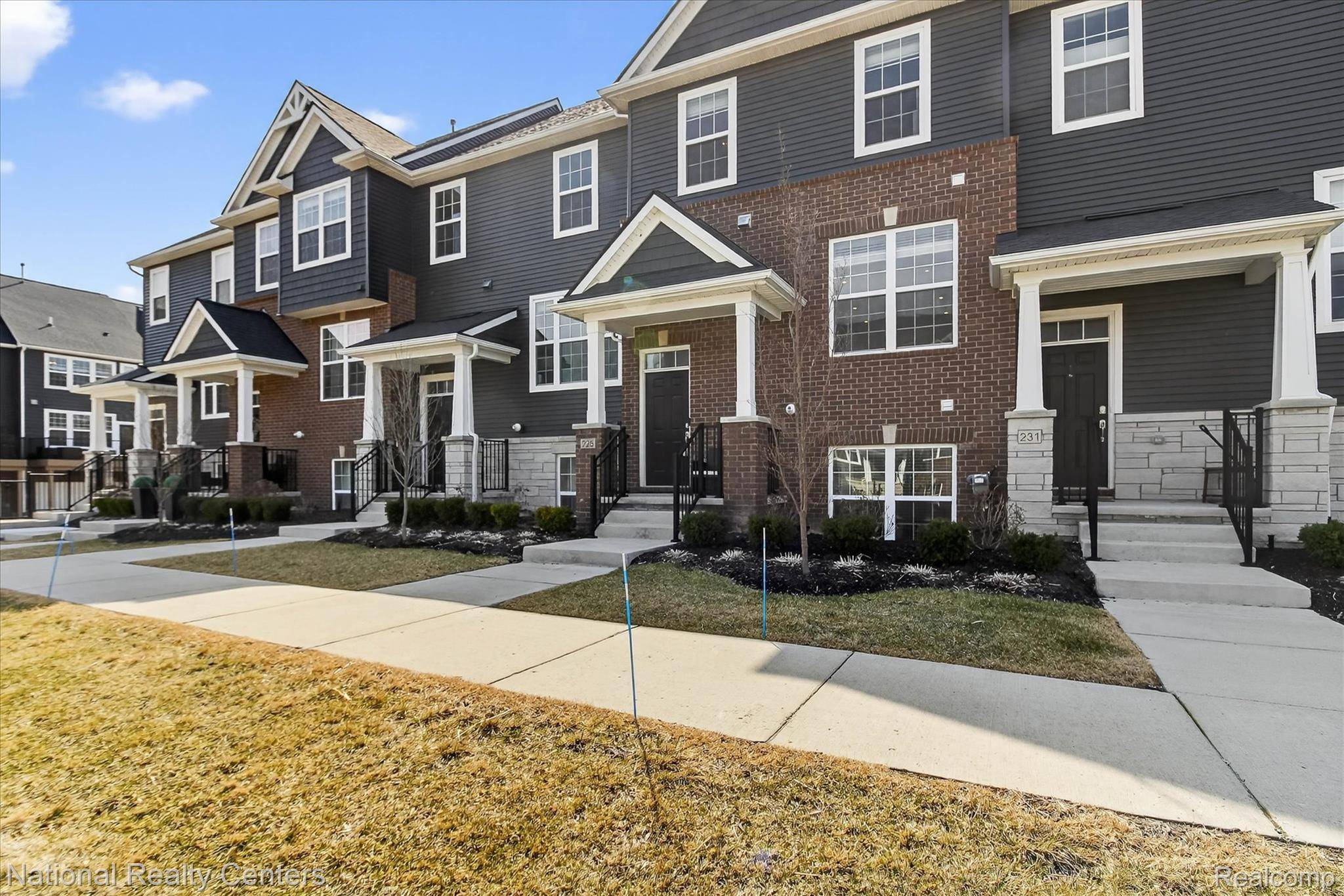 225 S Sydney CT, Plymouth, MI 48170