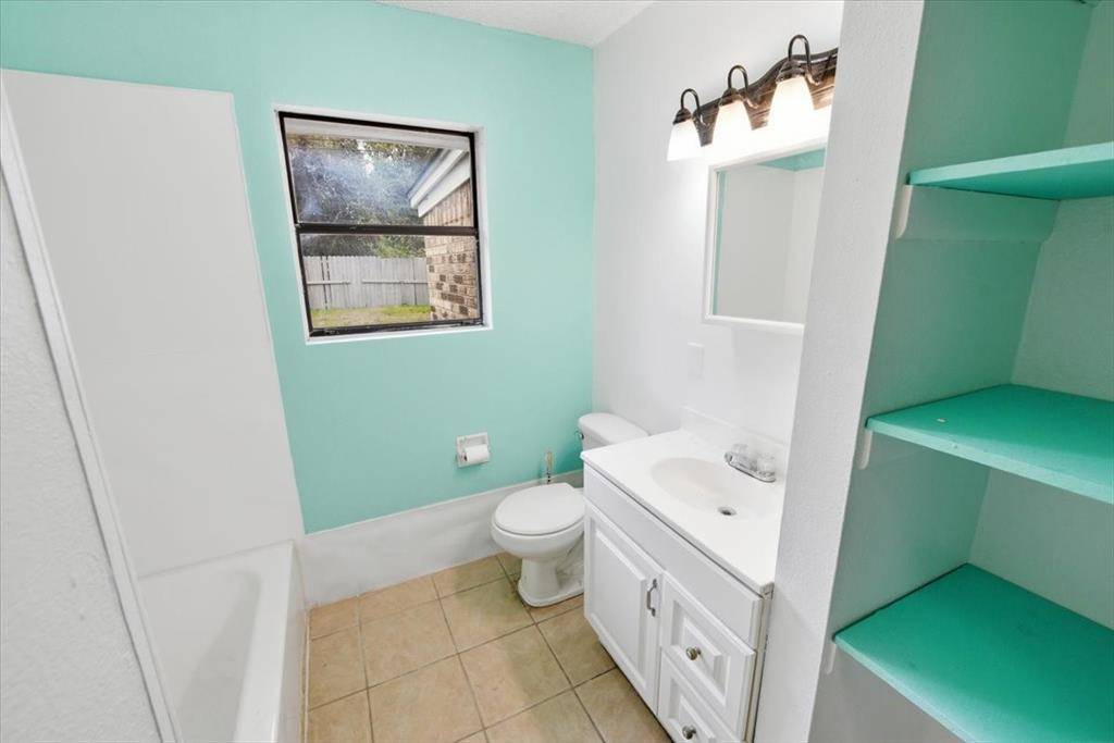 120 Mary Alice Drive, Valley Mills, TX 76689