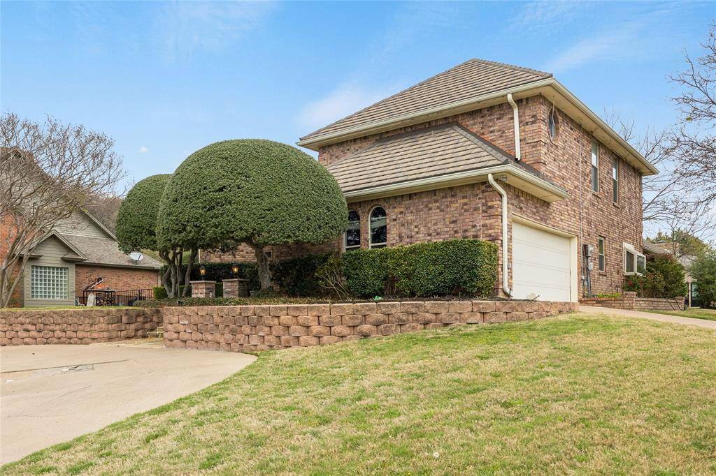 1201 Findlay Drive, Arlington, TX 76012