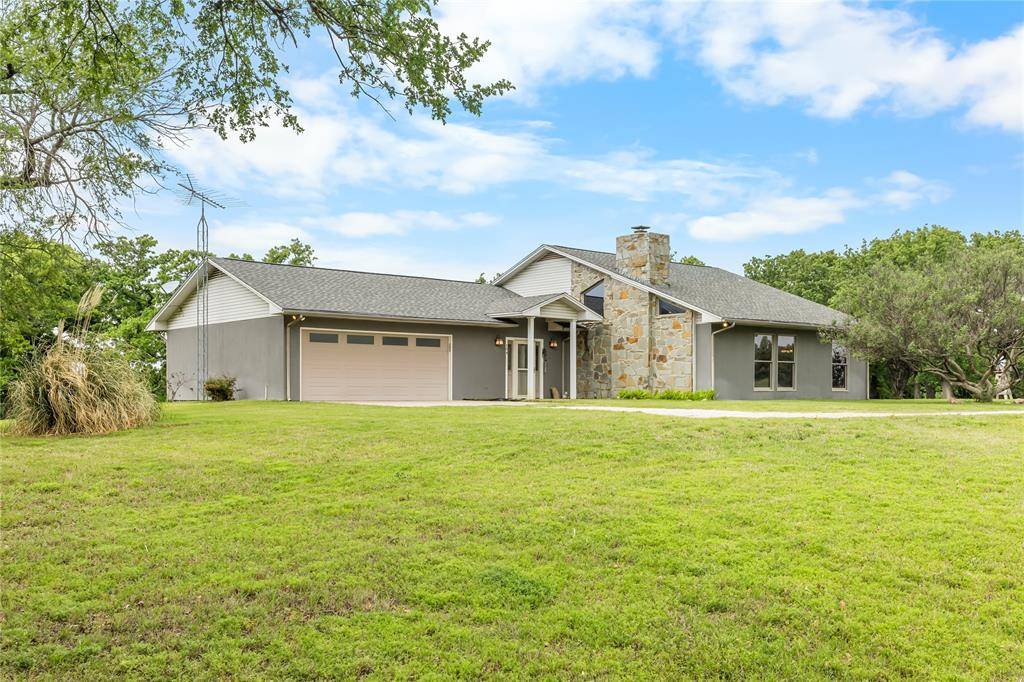 104 Private Road 4757, Rhome, TX 76078