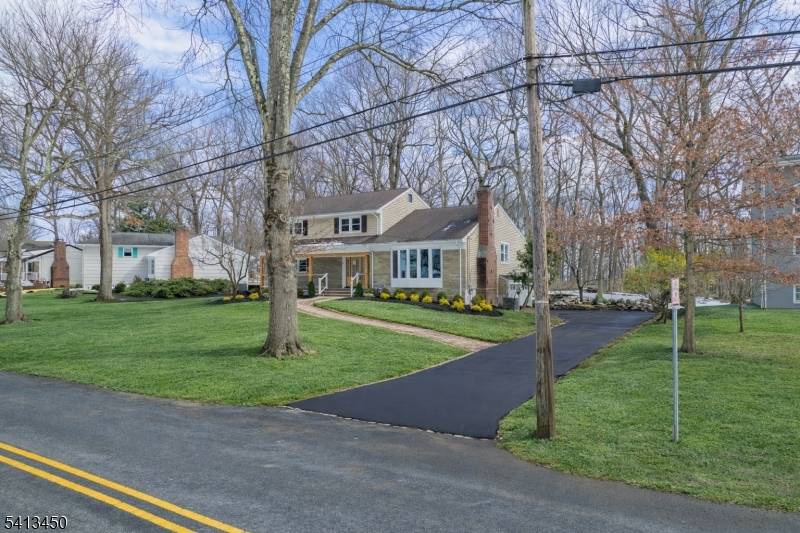 27 Hunterdon Blvd, Berkeley Heights Twp., NJ 07974