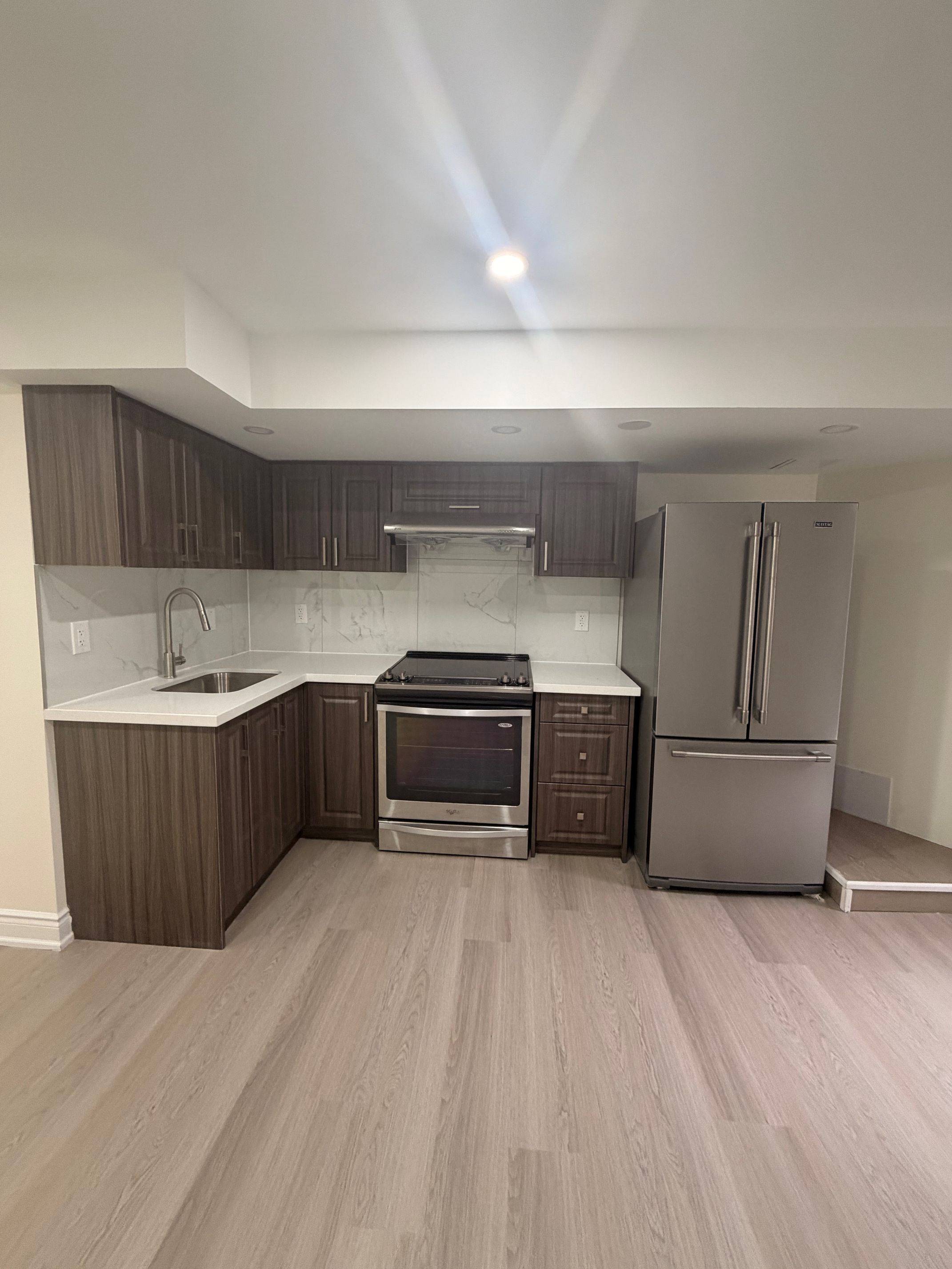 1- 420 Hincks DR, Milton, ON L9T 8T6