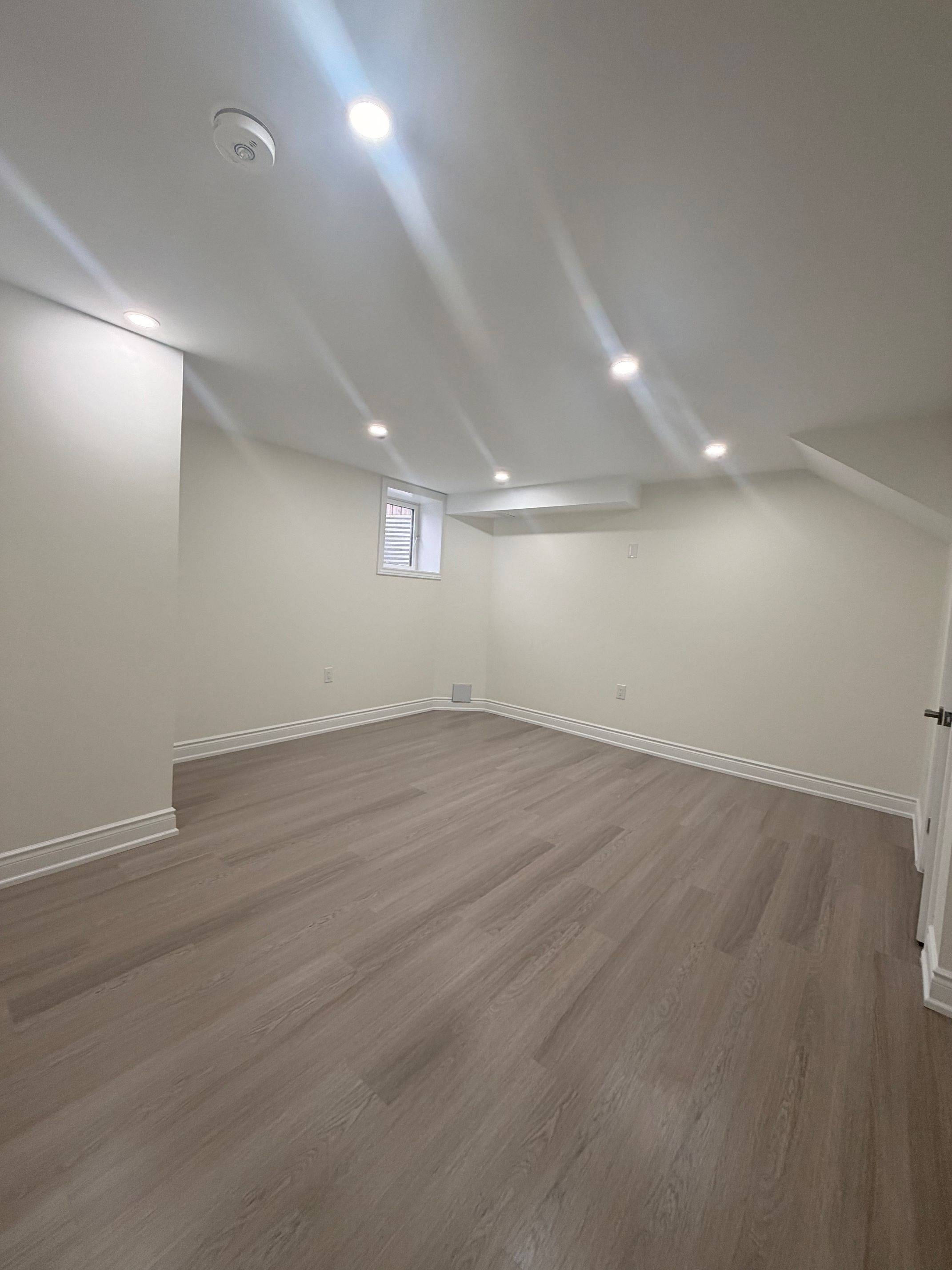 1- 420 Hincks DR, Milton, ON L9T 8T6