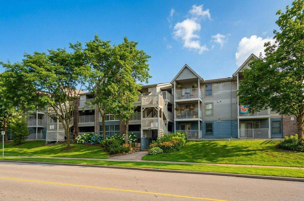 2010 Cleaver AVE #224, Burlington, ON L7M 4C1