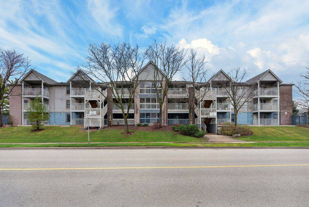 2010 Cleaver AVE #224, Burlington, ON L7M 4C1