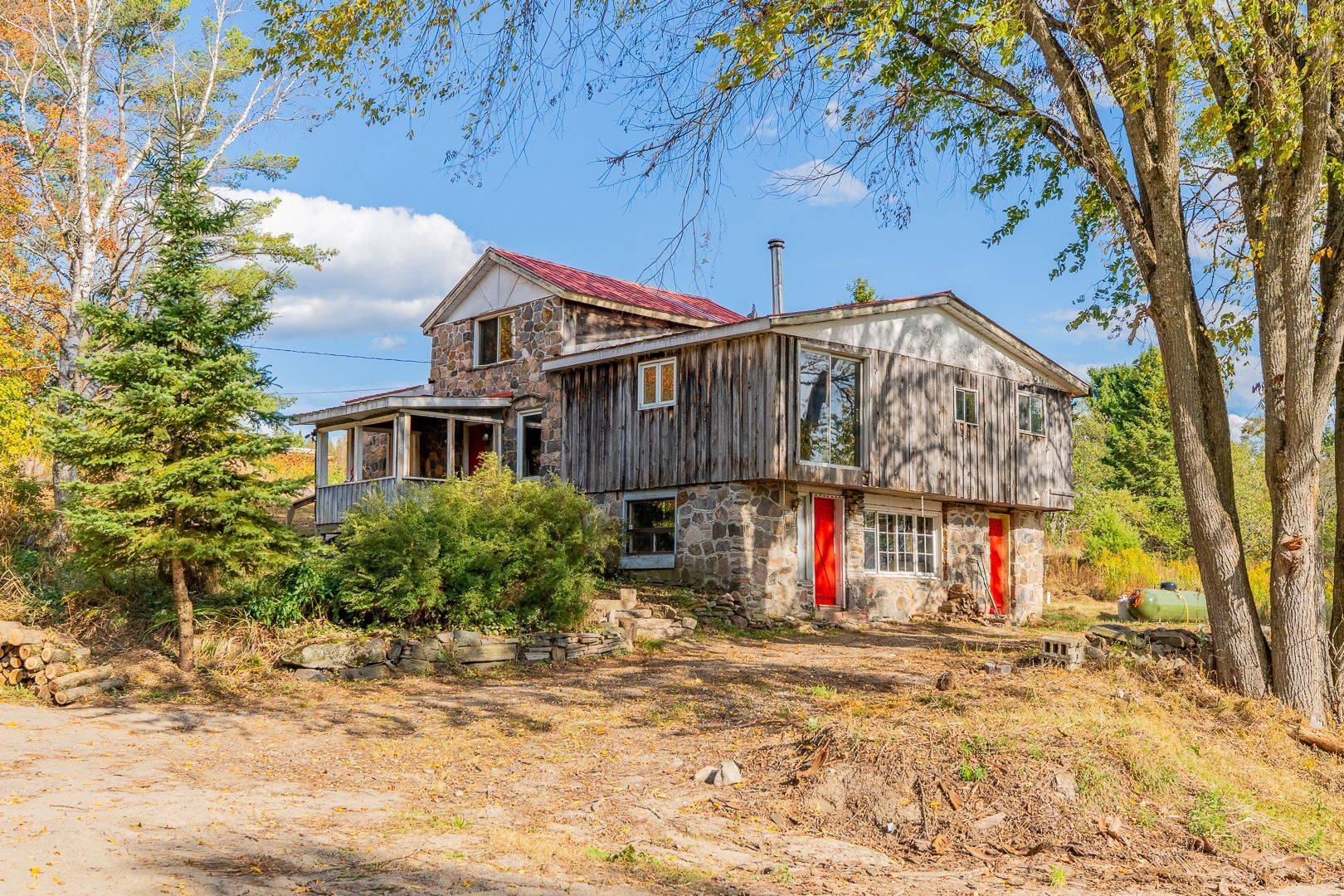 1127 Fallowfield RD, Dysart Et Al, ON K0M 1S0