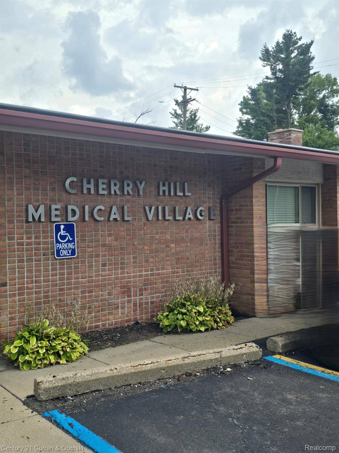 23100 Cherry Hill ST #6, Dearborn, MI 48124