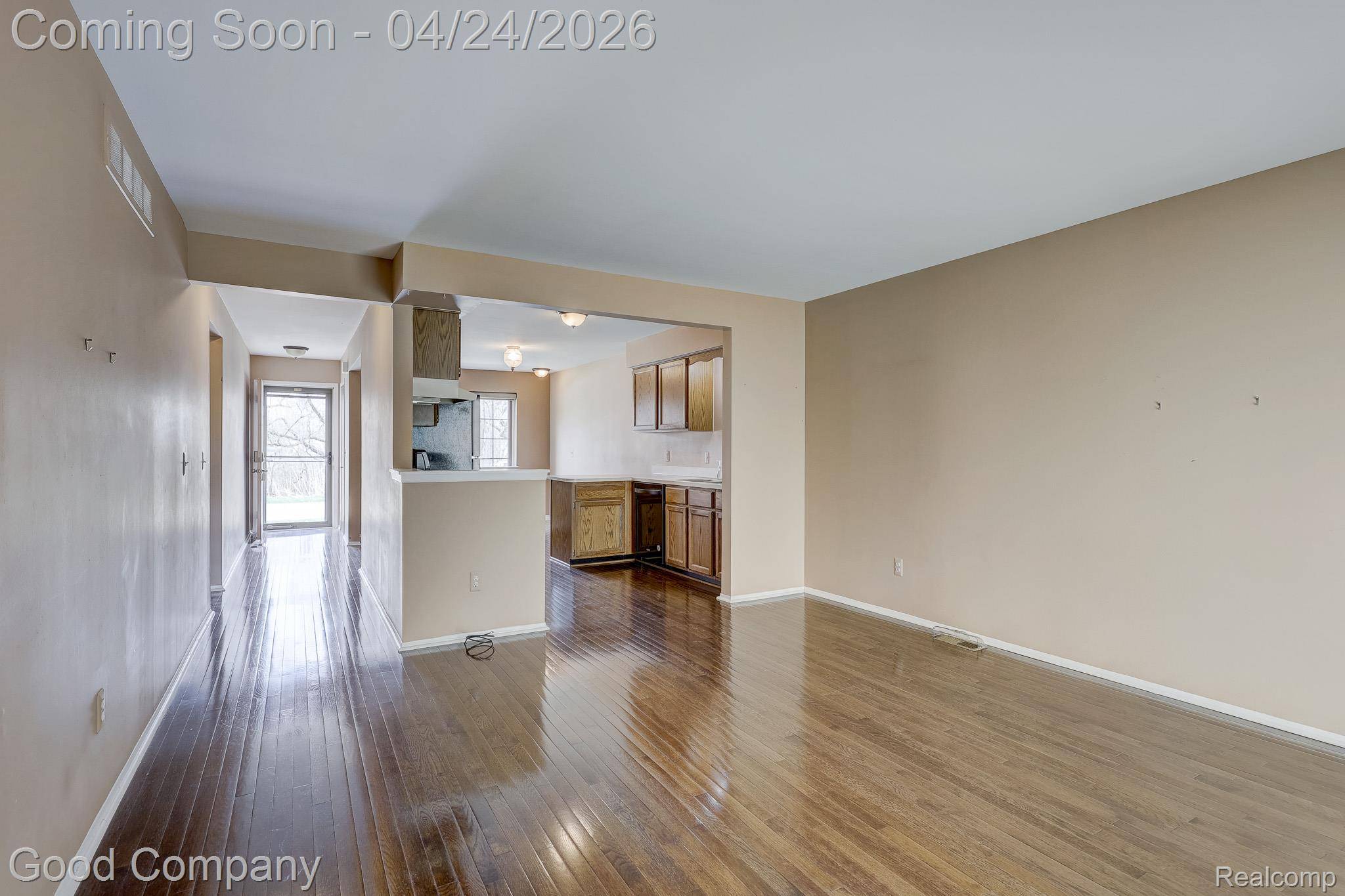 57156 Faircrest DR, Washington Township, MI 48094