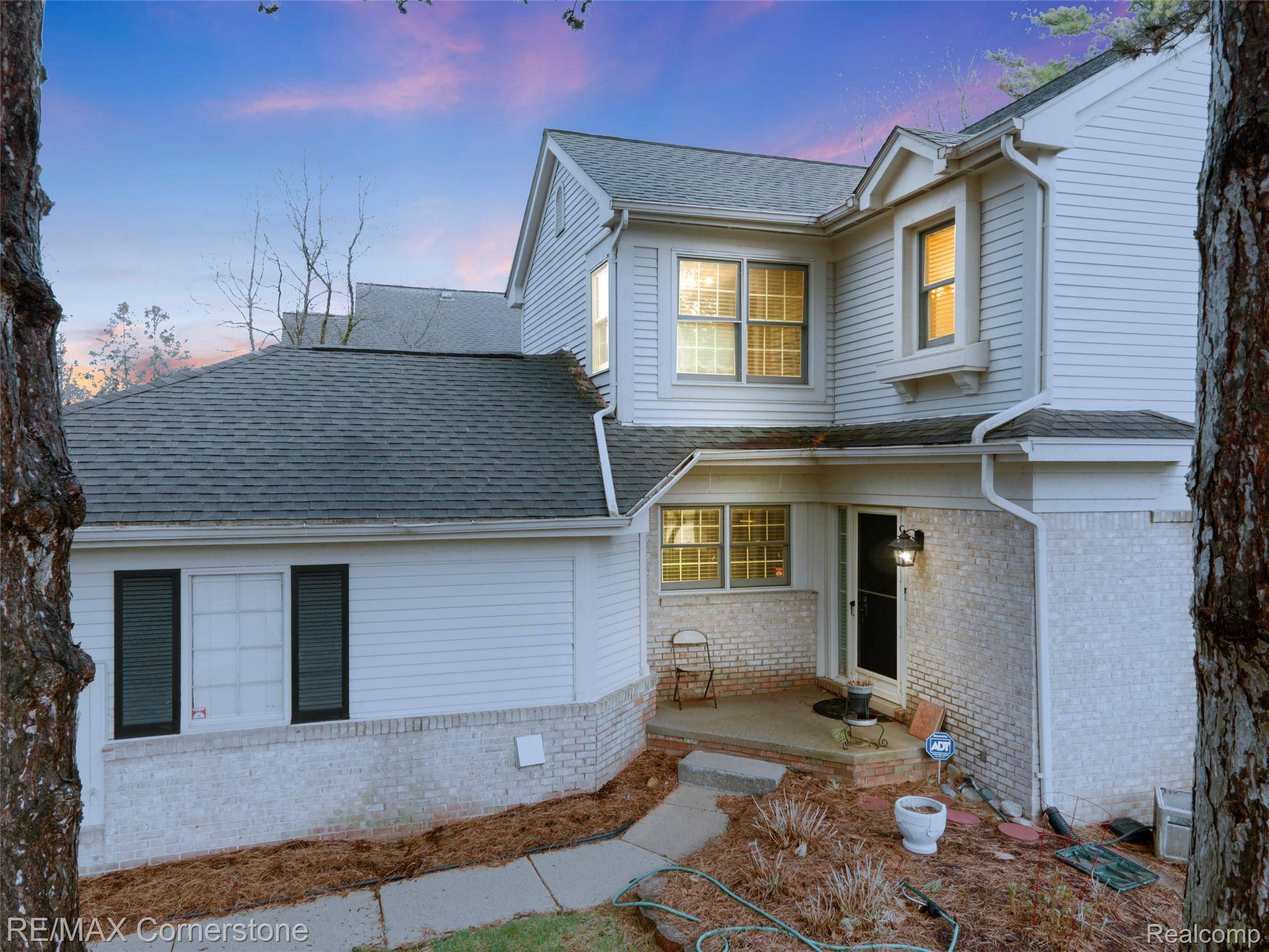 7632 Danbury Circle CIR, West Bloomfield Charter Township, MI 48322