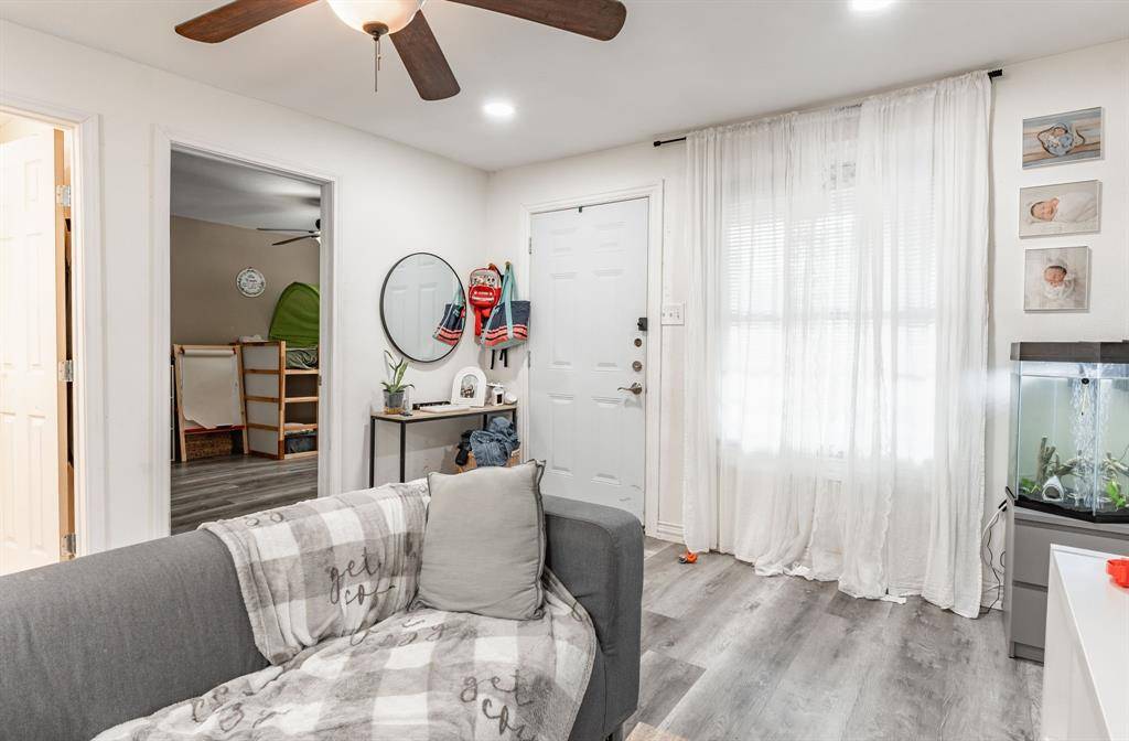 1100 Hillburn Drive, Dallas, TX 75217