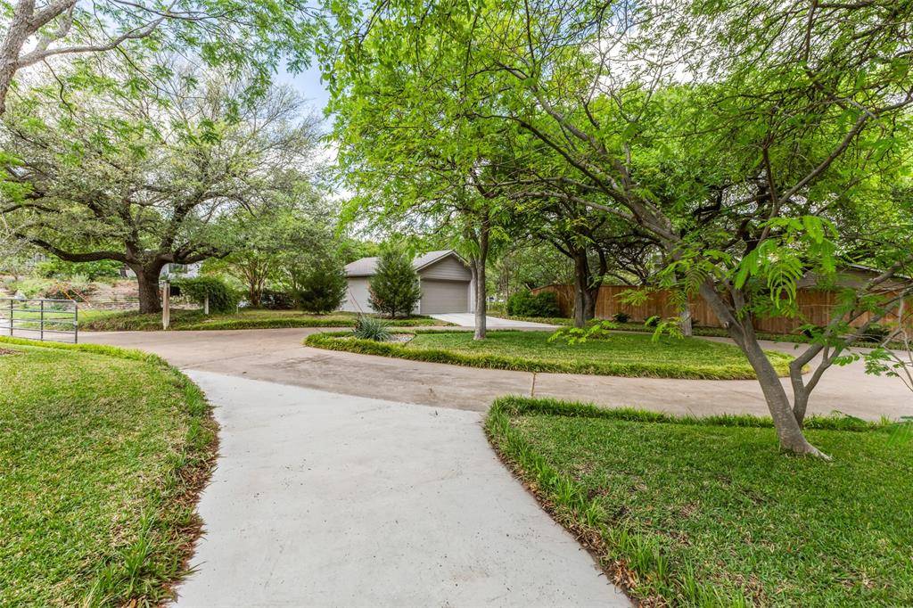 9576 Ash Creek Drive, Dallas, TX 75228