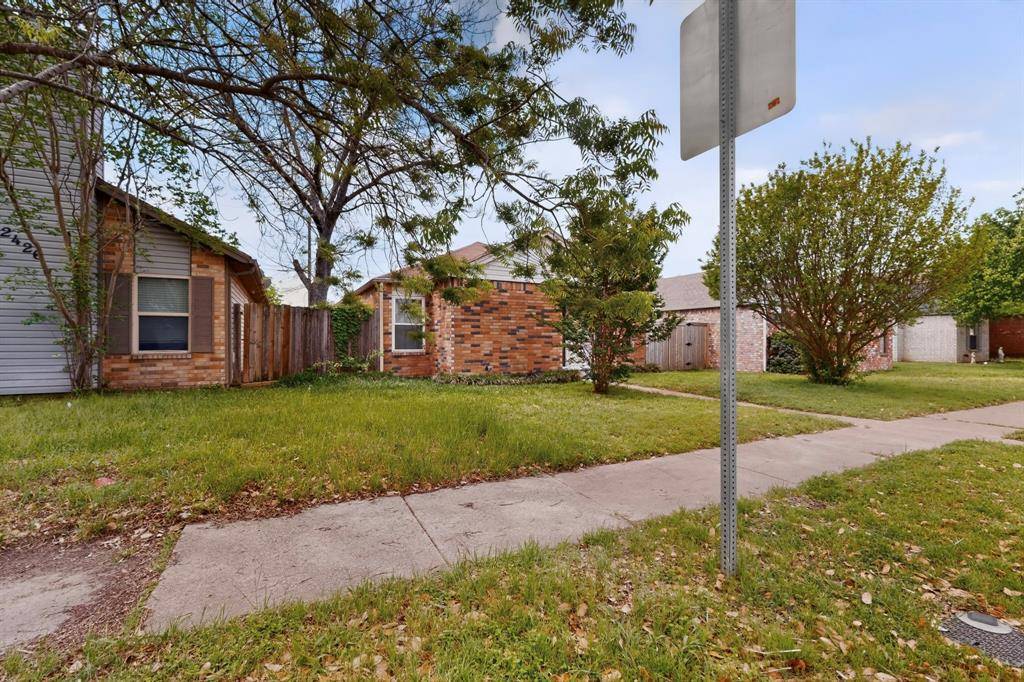 2424 Markland Street, Irving, TX 75060