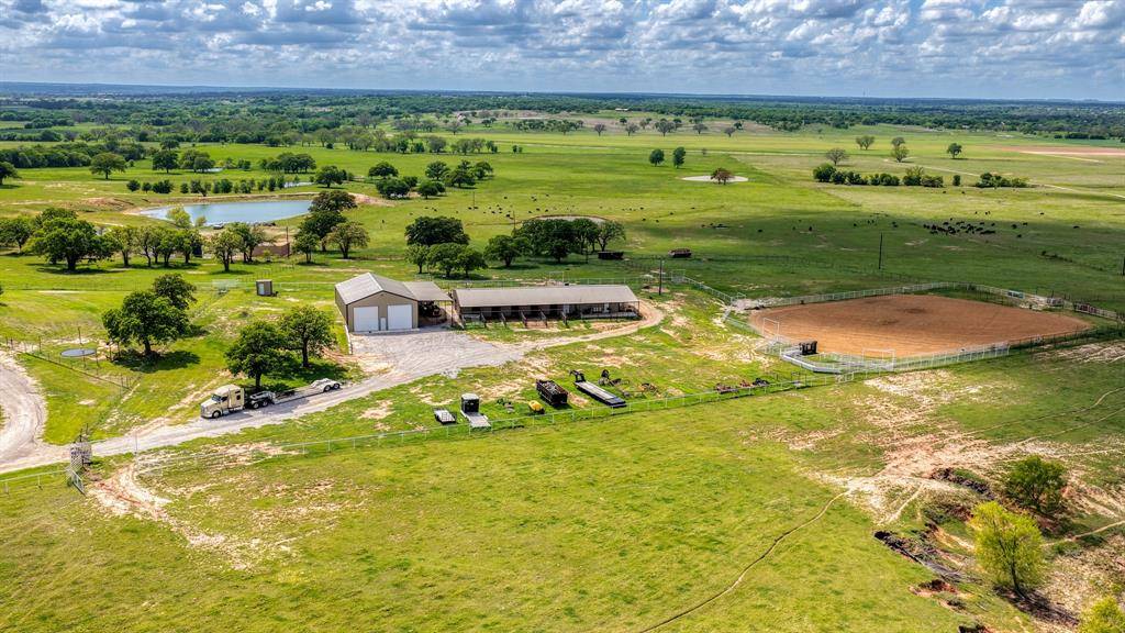 303 Private Road 3365, Boyd, TX 76023