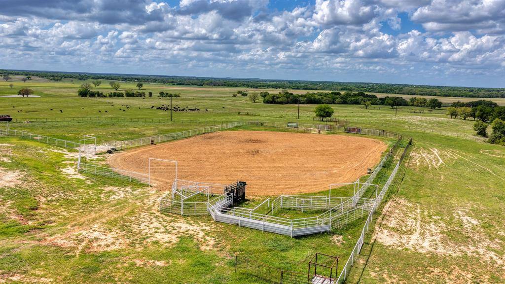 303 Private Road 3365, Boyd, TX 76023