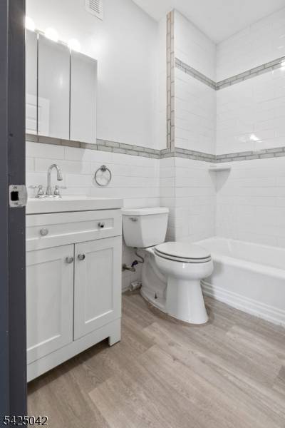 211 N 13Th St, Newark City, NJ 07107