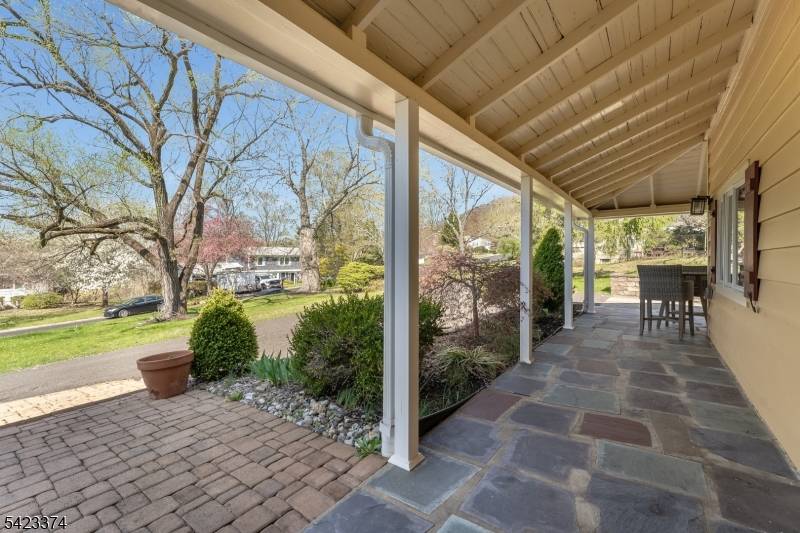 20 Woodland Terrace, High Bridge Boro, NJ 08829