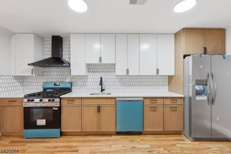 134 Shepard Ave, East Orange City, NJ 07018