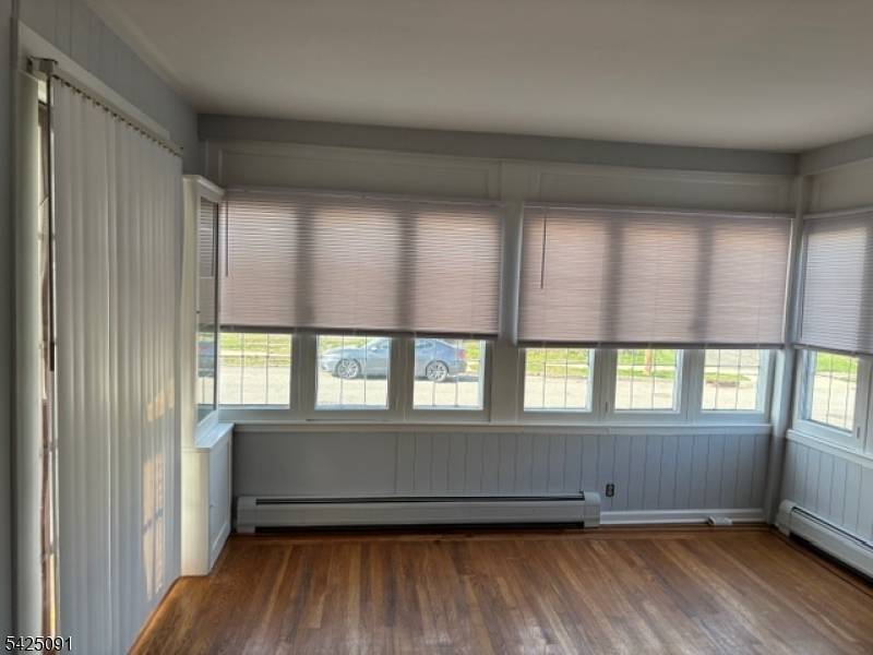 302 Buffalo Ave #1, Paterson City, NJ 07503