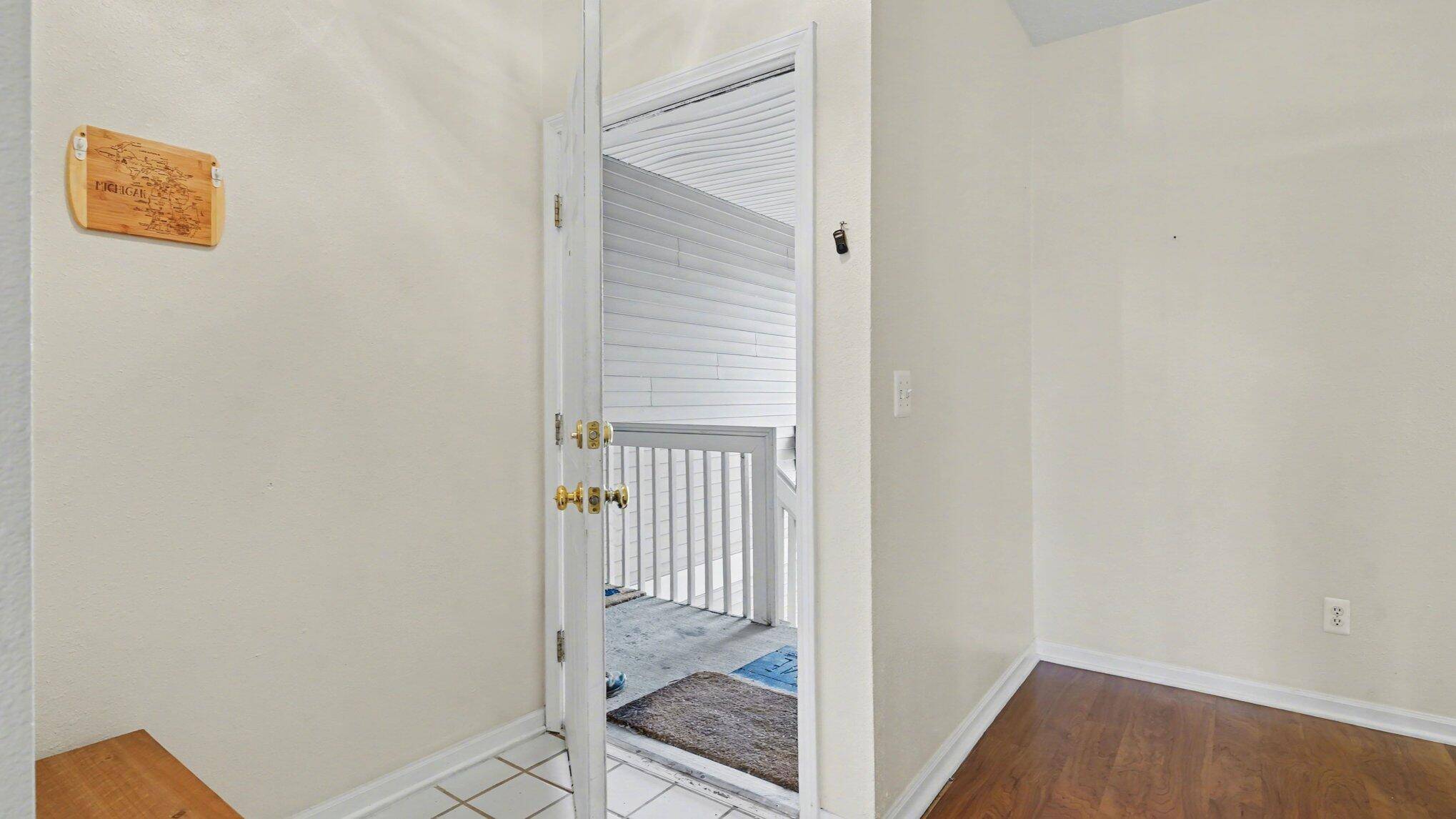 1492 Fox Pointe CIR, Pittsfield Charter Twp, MI 48108