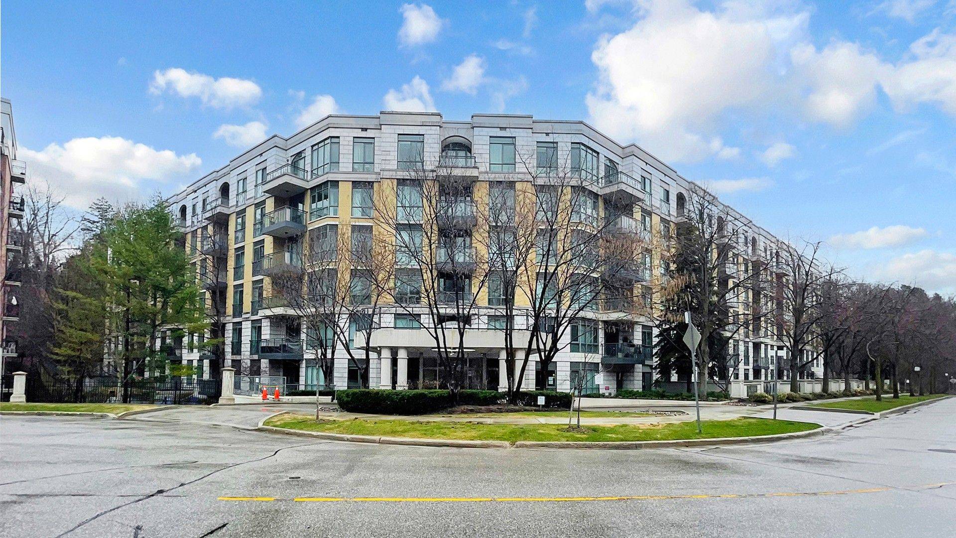 11 William Carson CRES #603, Toronto C12, ON M2P 2G1