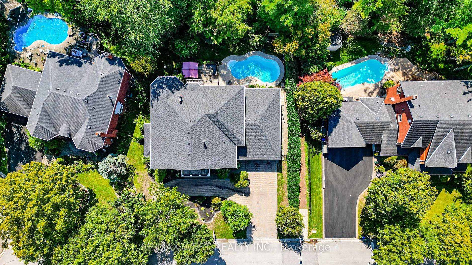 81 Woodview DR, Pickering, ON L1V 1L1