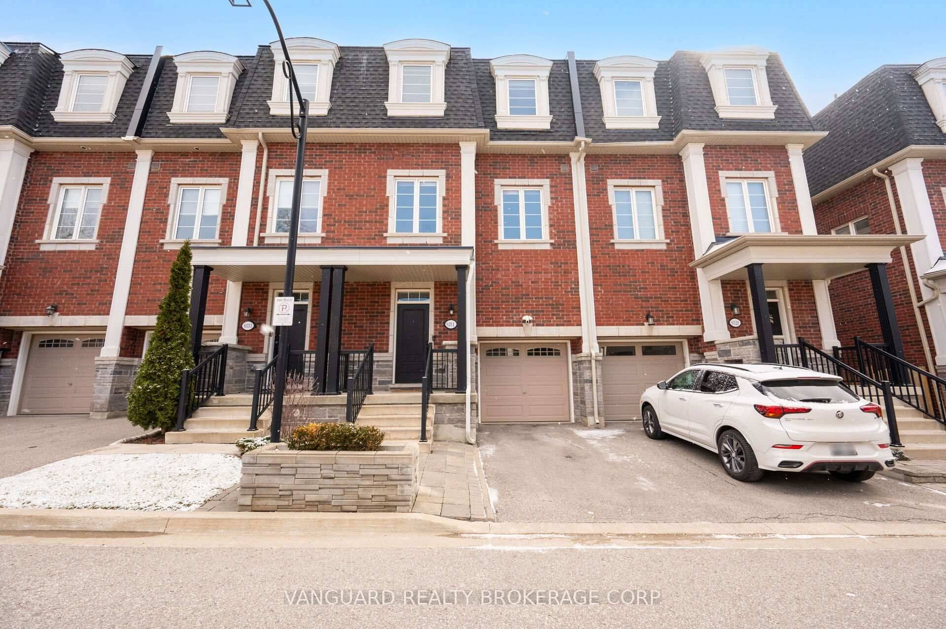 8331 Islington AVE, Vaughan, ON L4L 1X1