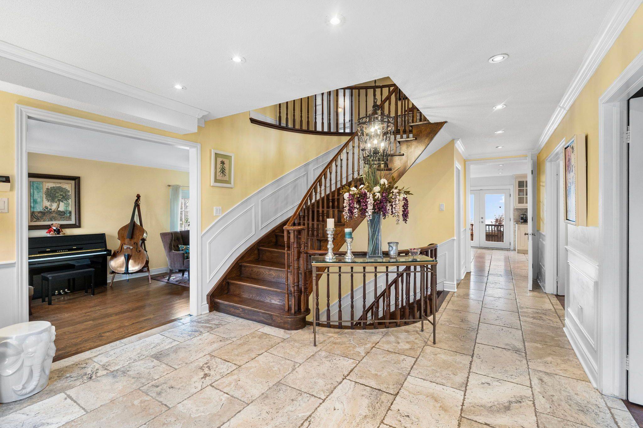 89 Windermere CRES, Richmond Hill, ON L4C 6Y8