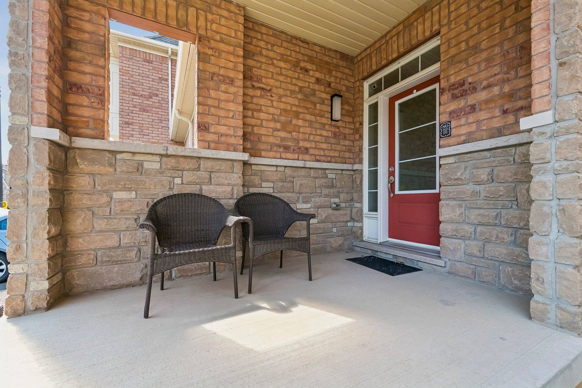 687 Megson TER, Milton, ON L9T 8K4