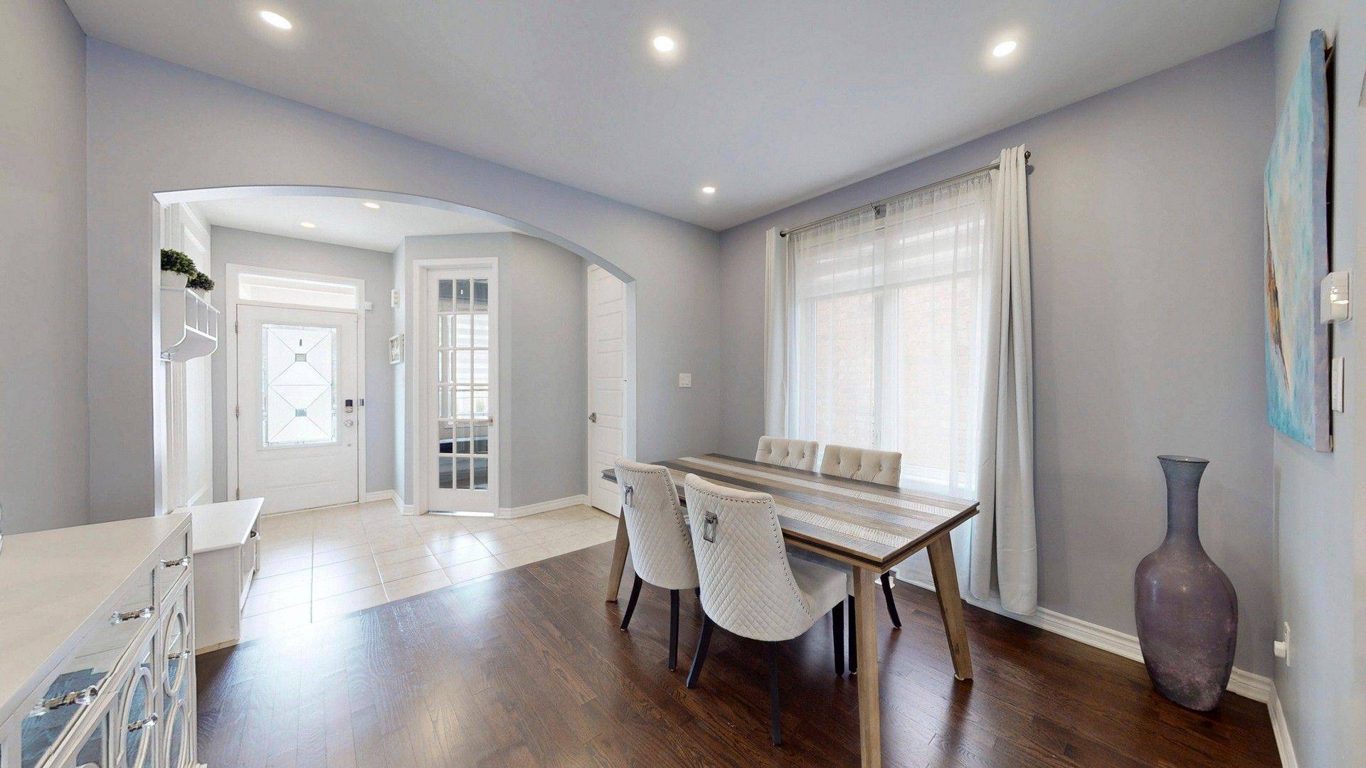 367 English Mill CT, Milton, ON L9E 0A7