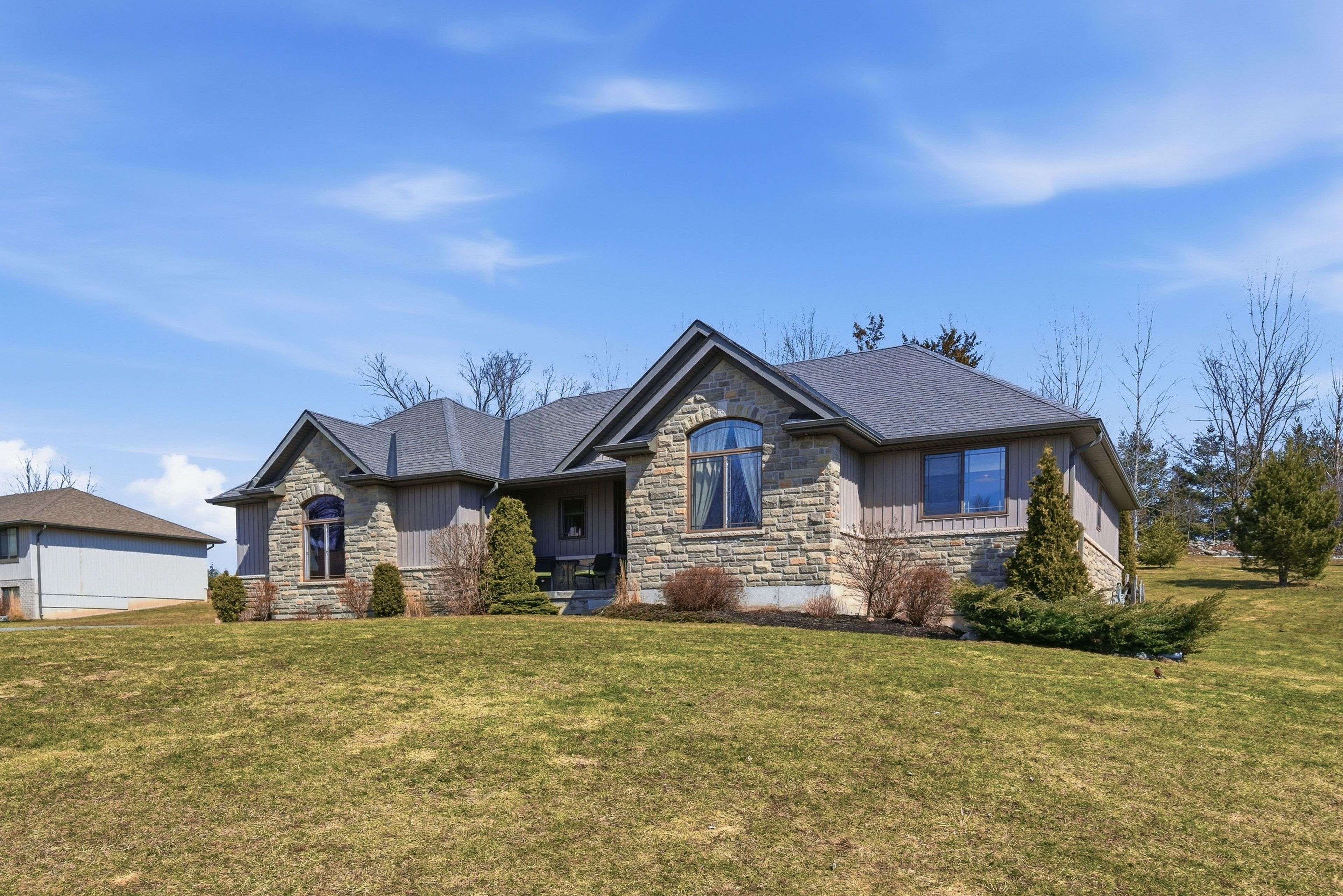 42 Windwhisper DR, Belleville, ON K0K 2V0