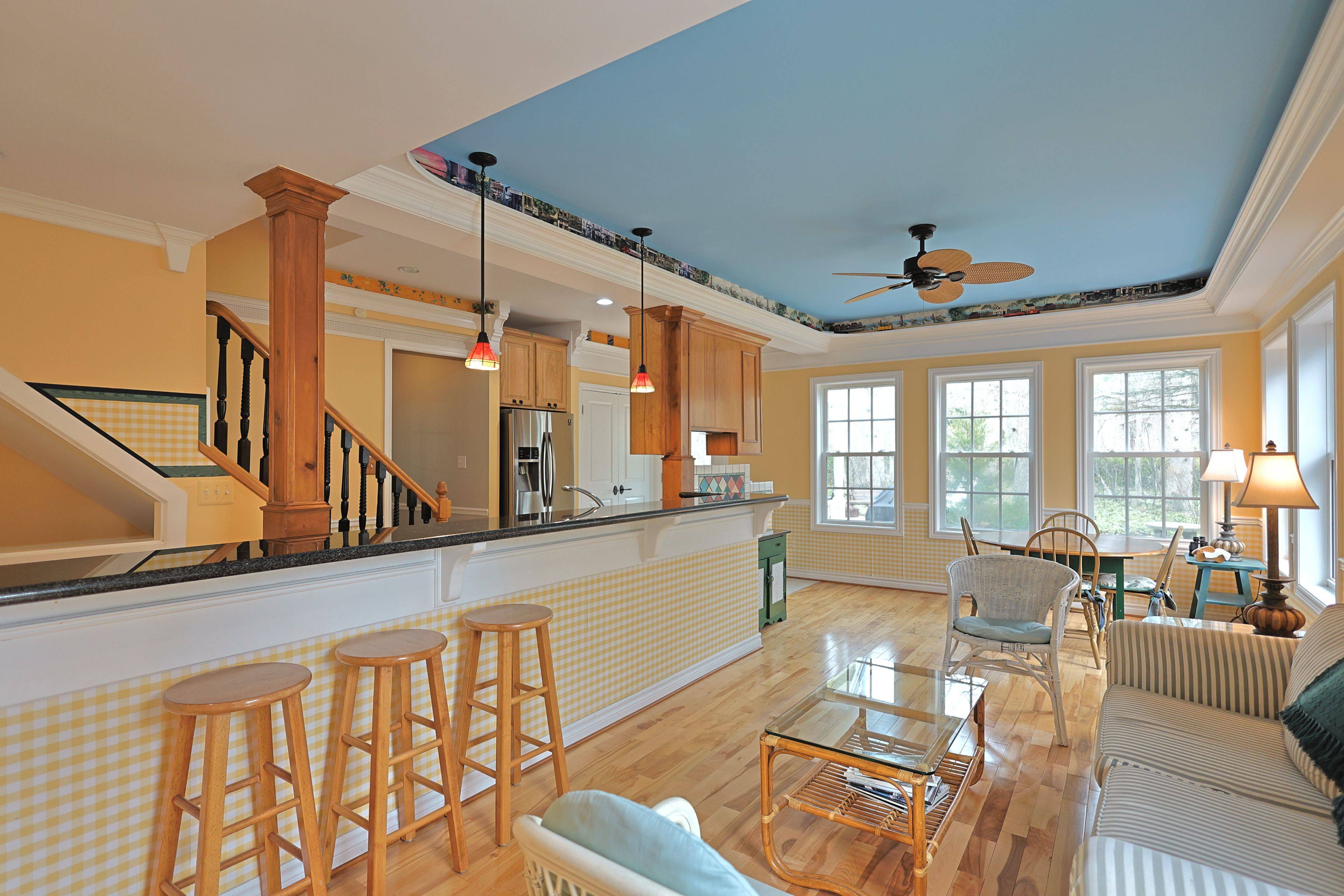 5 PHILLIP ST, South Huron, ON N0M 1T0