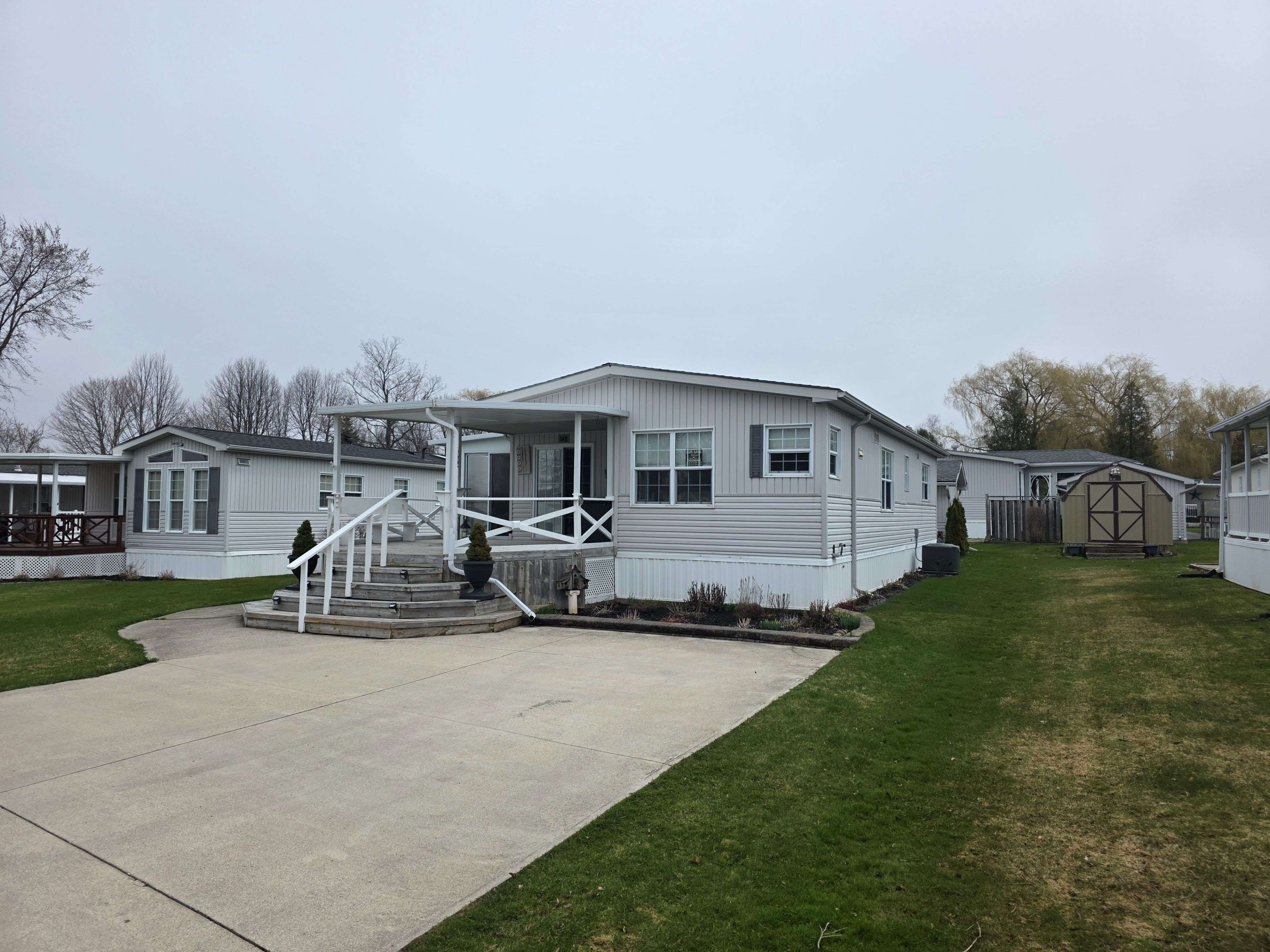 142 Sandbagger CRES, Bluewater, ON N0M 1G0