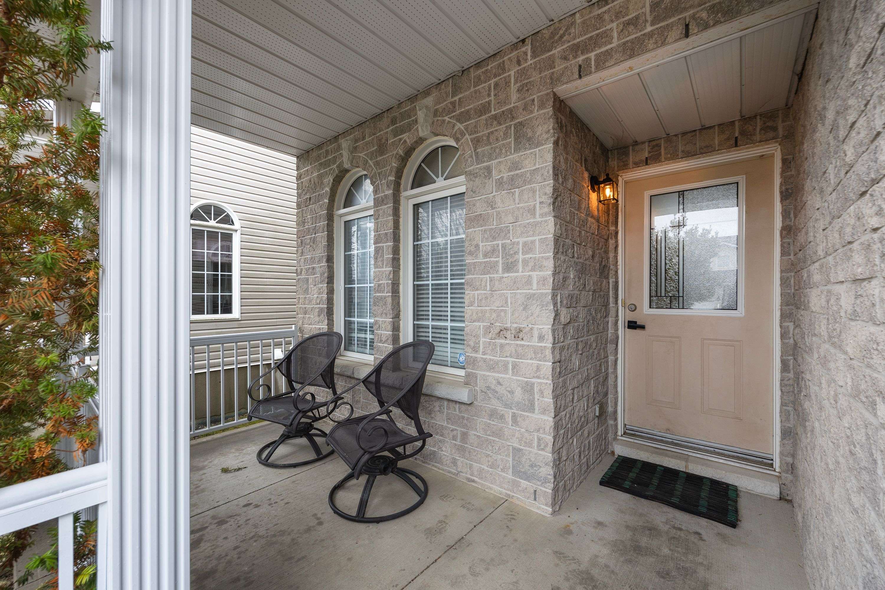 942 Bluffwood AVE, Kingston, ON K7K 7K5