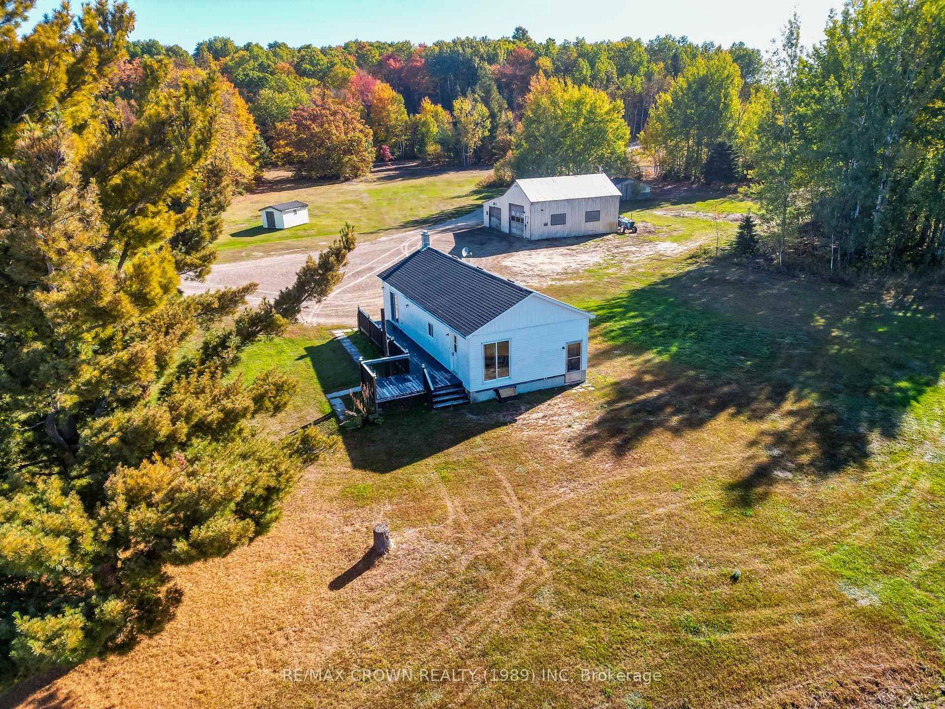 936 Laplante RD, Bonfield, ON P0H 2E0