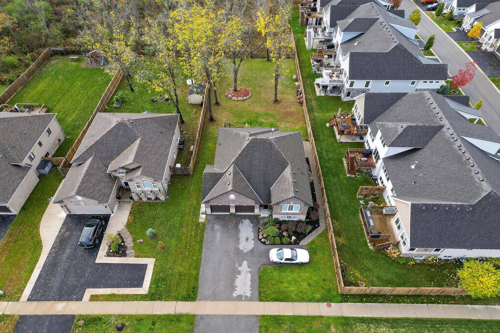 3563 Dominion RD, Fort Erie, ON L0S 1N0