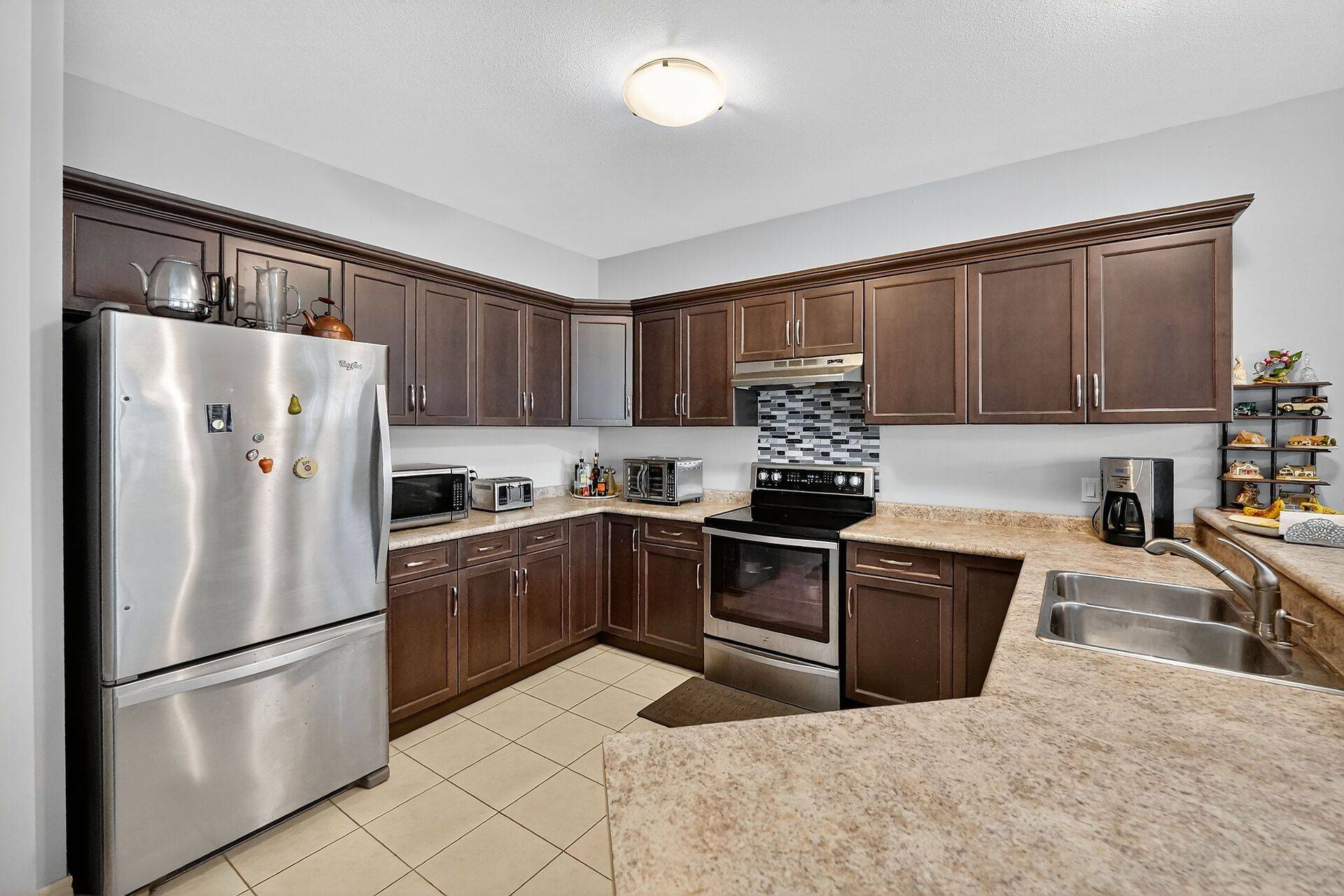 3563 Dominion RD, Fort Erie, ON L0S 1N0