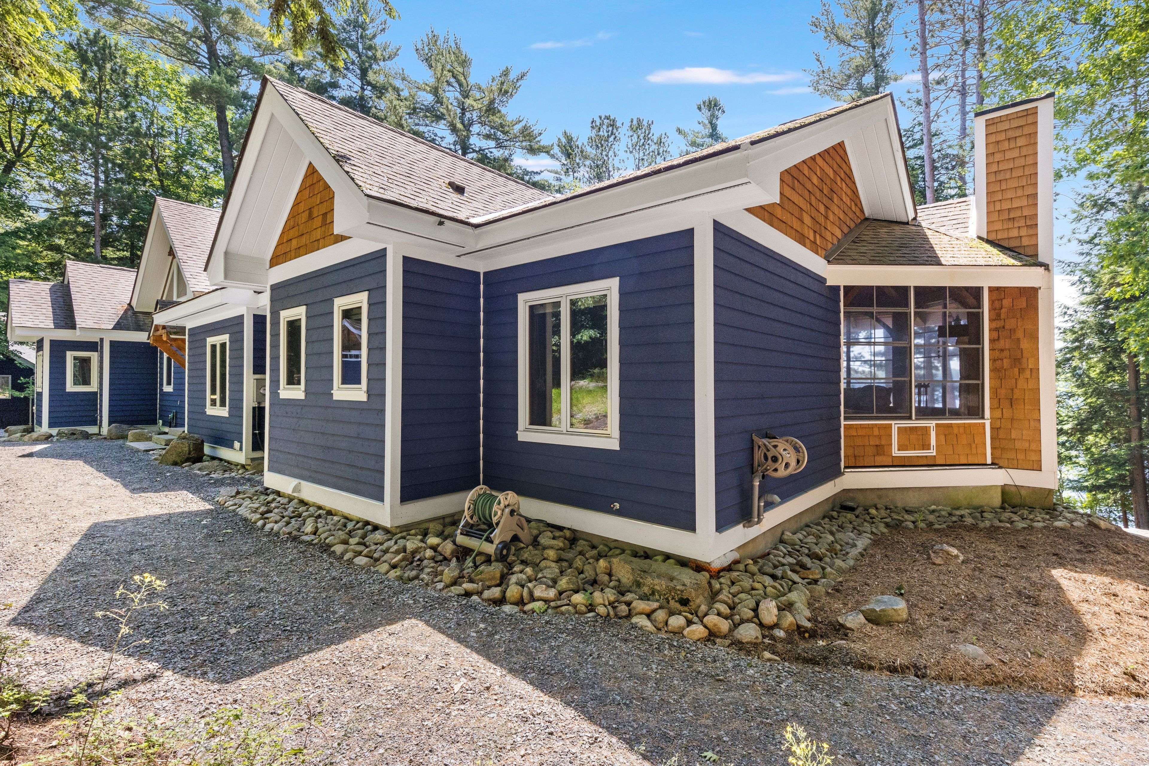 50 BIGWIN IS, Lake Of Bays, ON P0B 1A0