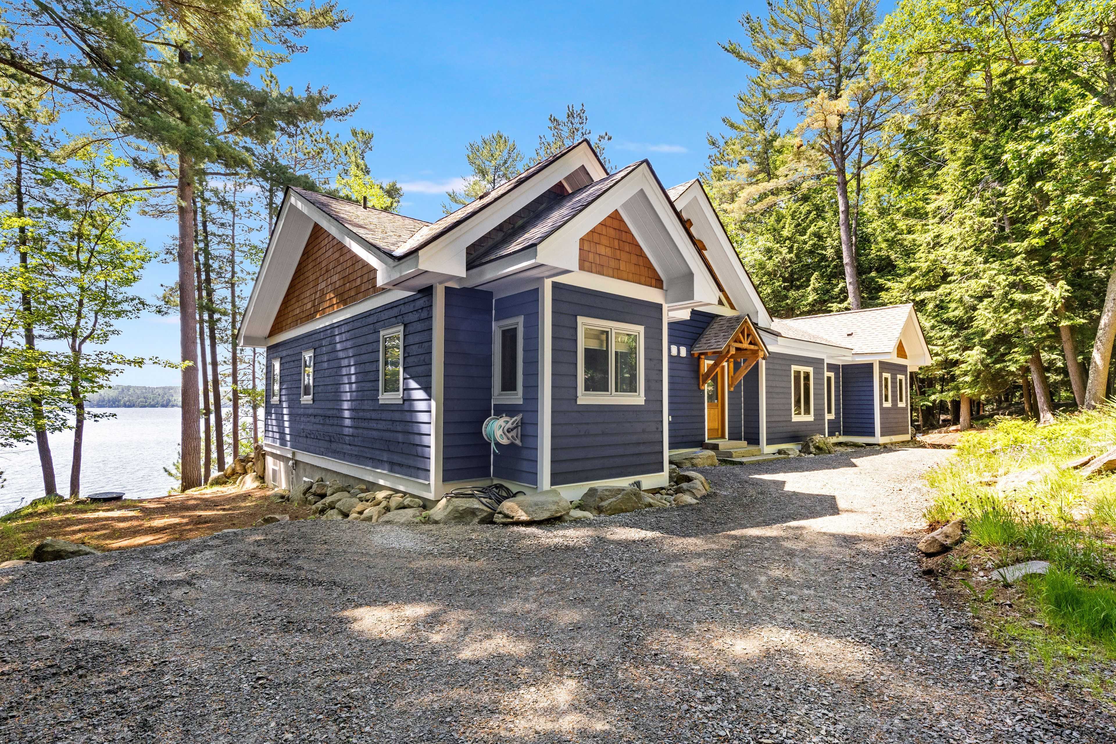 50 BIGWIN IS, Lake Of Bays, ON P0B 1A0